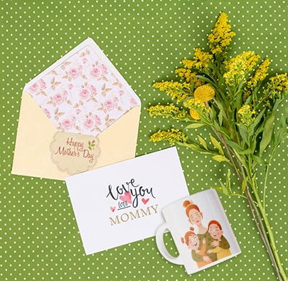 Mother’s Day: Personalised Gift or Flowers Again?